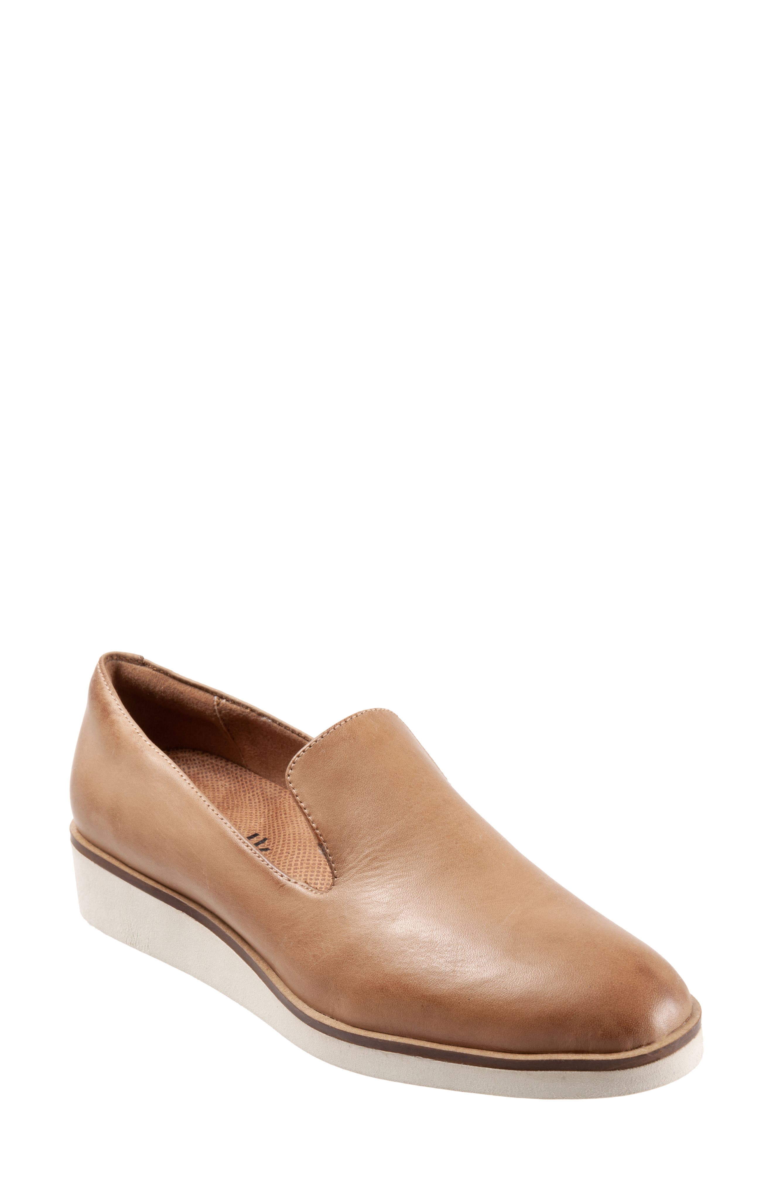 SoftWalk Womens Whistle Loafer SoftWalk Womens Whistle Loafer